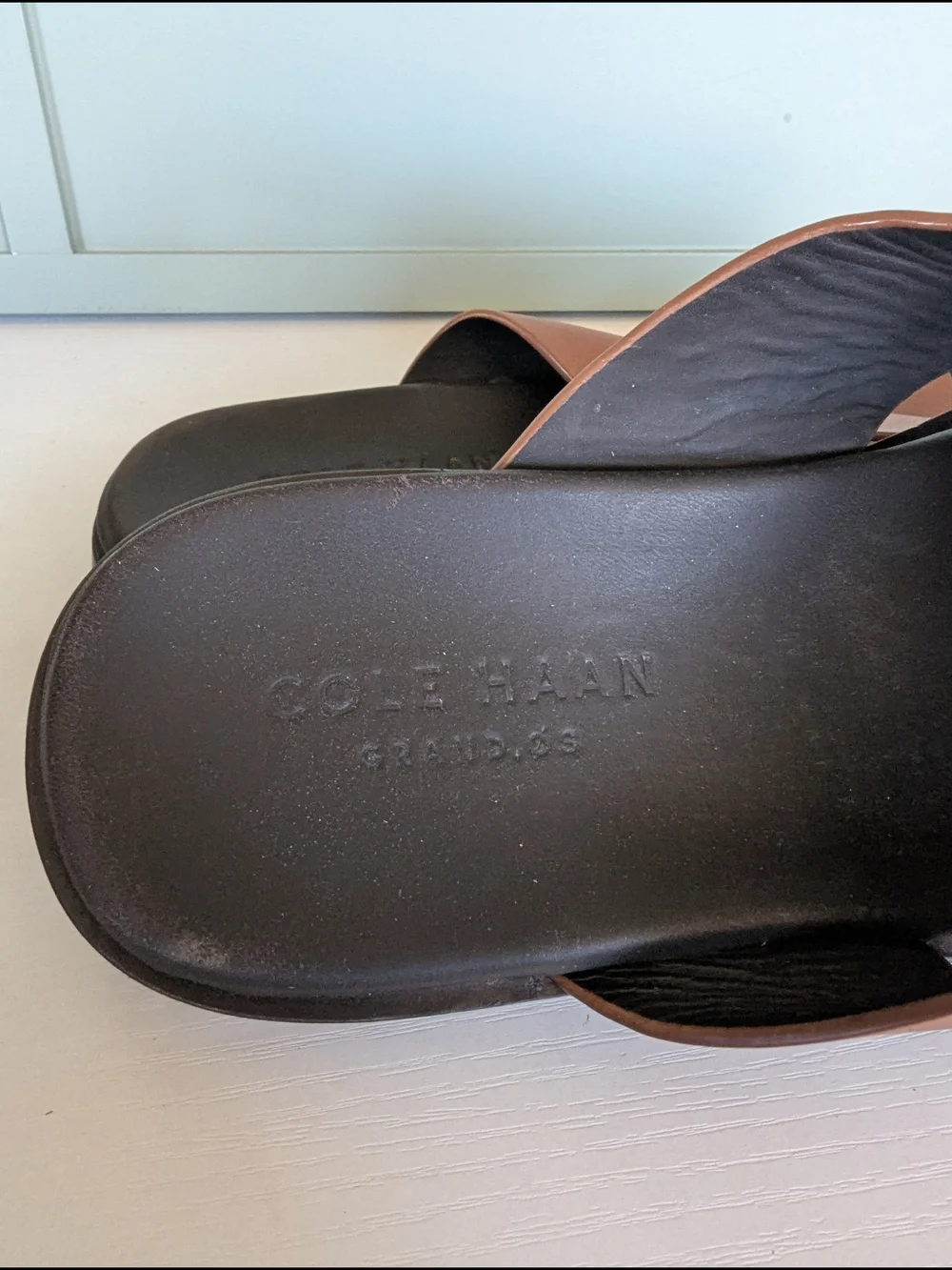 Cole Haan Men's Goldwyn2.0 Crisscross Sandals in the British Tan Smooth